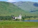 Le chateau de Kilchurn le long du loch Awe.