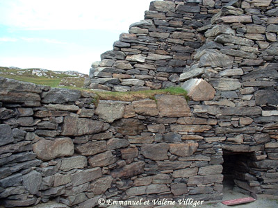 Broch de Dun Carloway, détail de la double muraille, porte d'accès